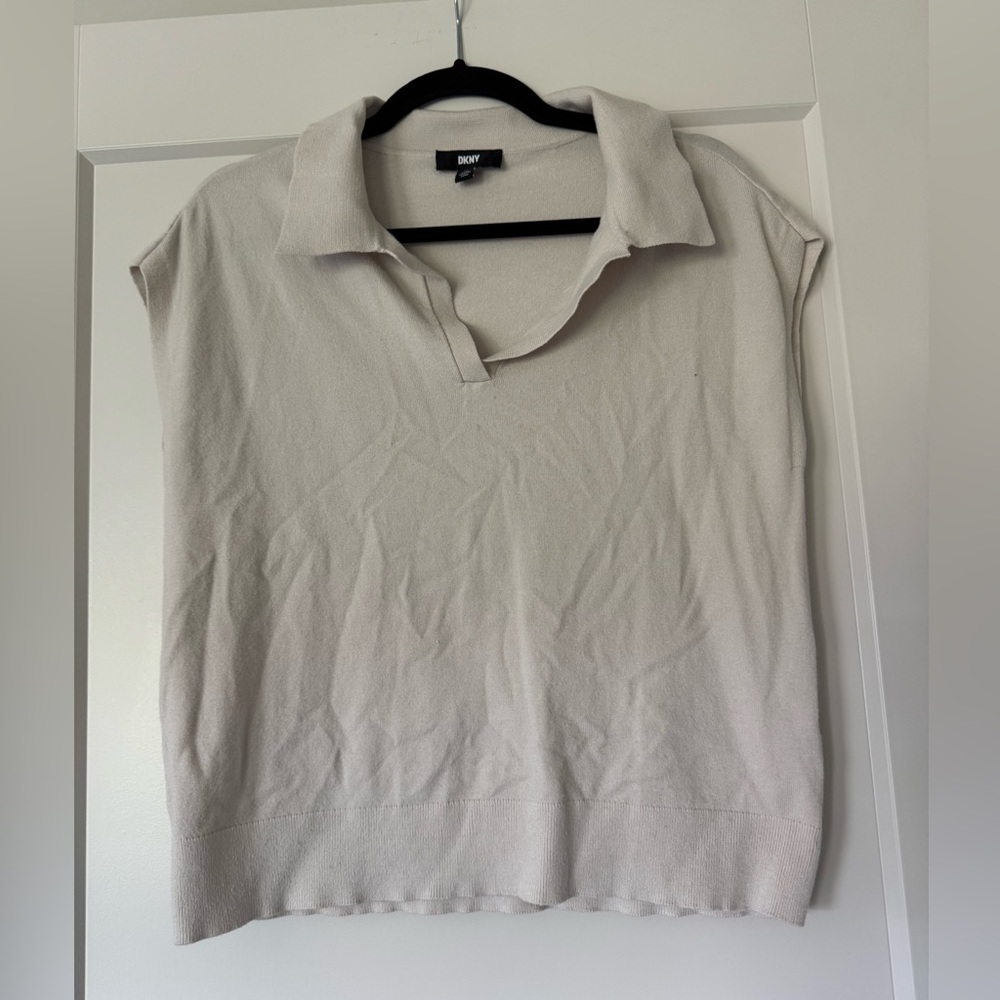 DKNY Off-White Sleeveless Polo Top Knit with Collar V Neck Size S